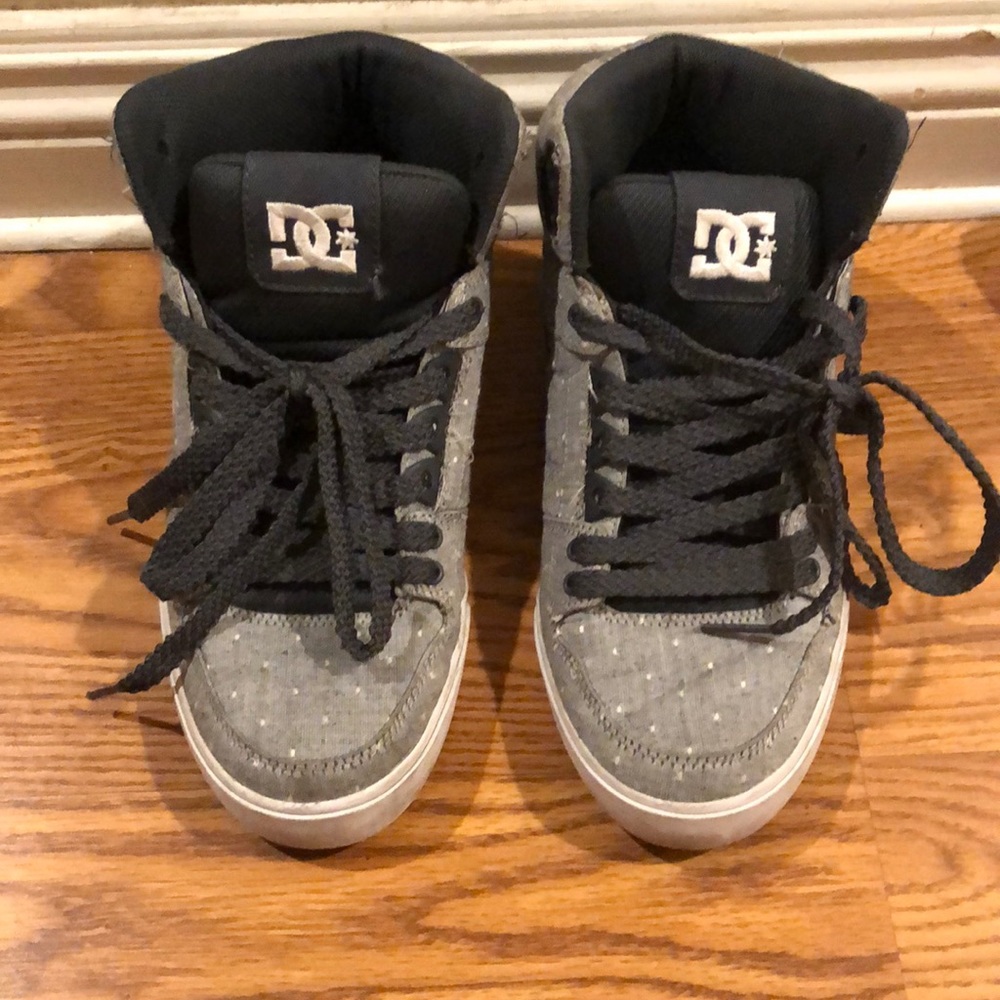 Dc shoes